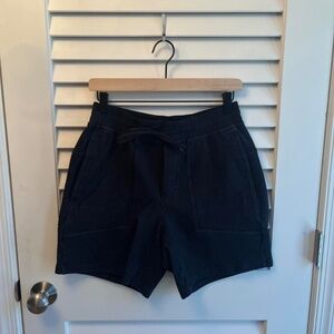men’s dark blue / “classic navy” LULULEMON at ease short [M]